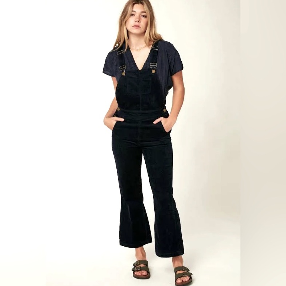O’Neill Navy Pinwale Corduroy Overalls